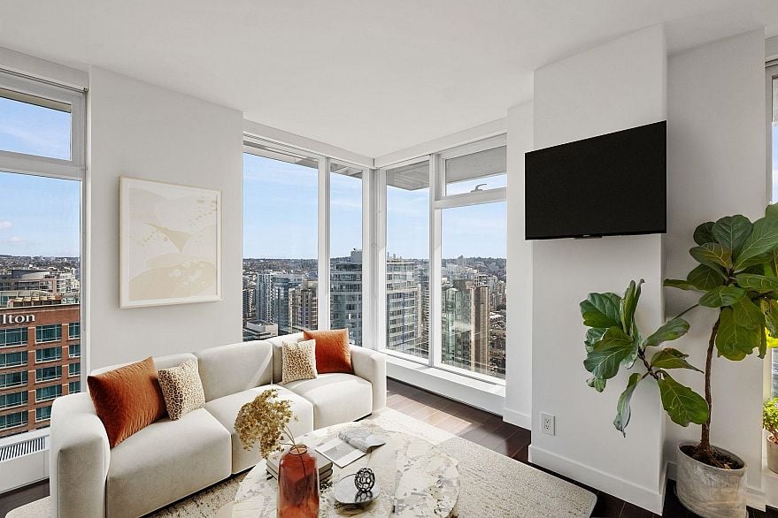 3511 777 Richards Street