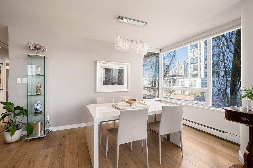 505 1201 Marinaside Crescent