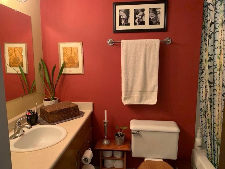 1403 1330 Harwood Street