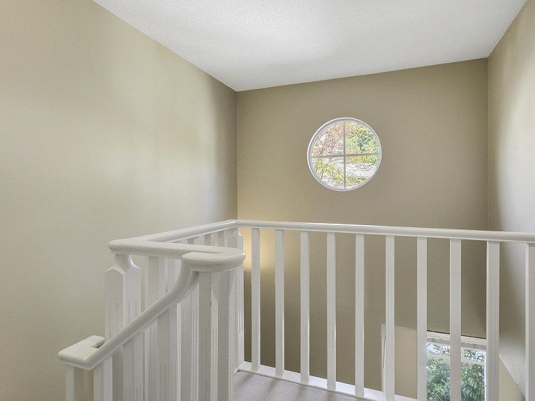 31 5650 Hampton Place