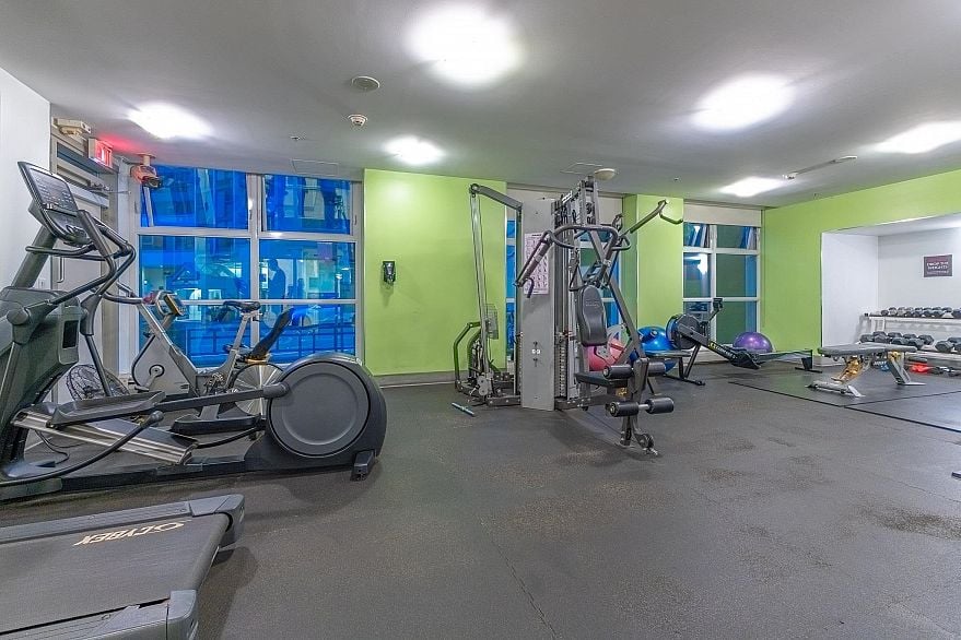 505 388 Drake Street