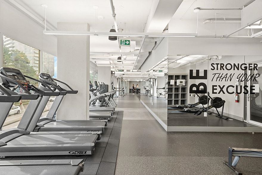 2407 8189 Cambie Street