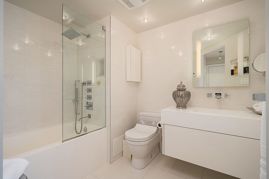 505 1201 Marinaside Crescent