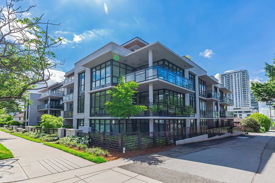 106 458 W 63rd Avenue