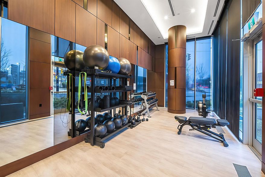 1318 1768 Cook Street