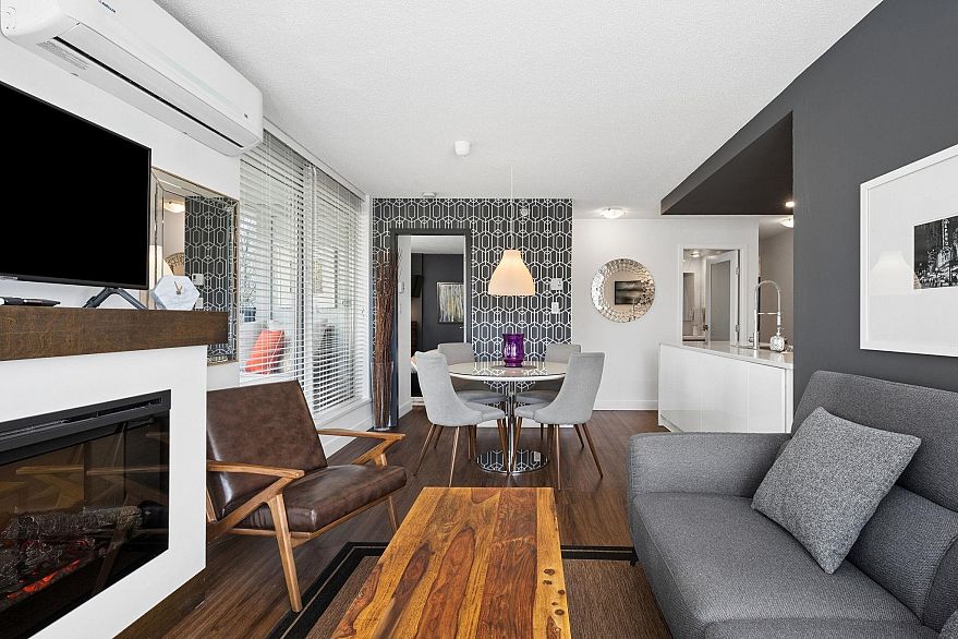 310 939 Expo Boulevard