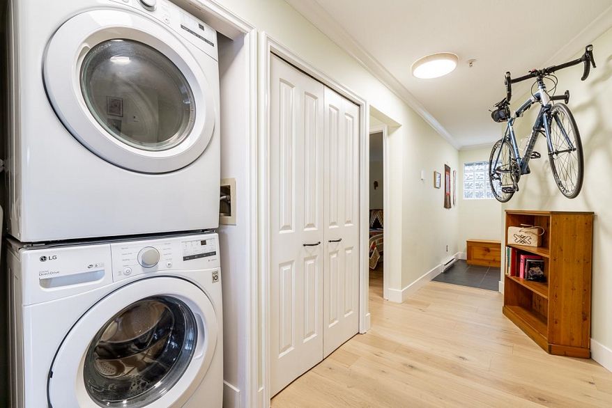 111 1236 W 8th Avenue