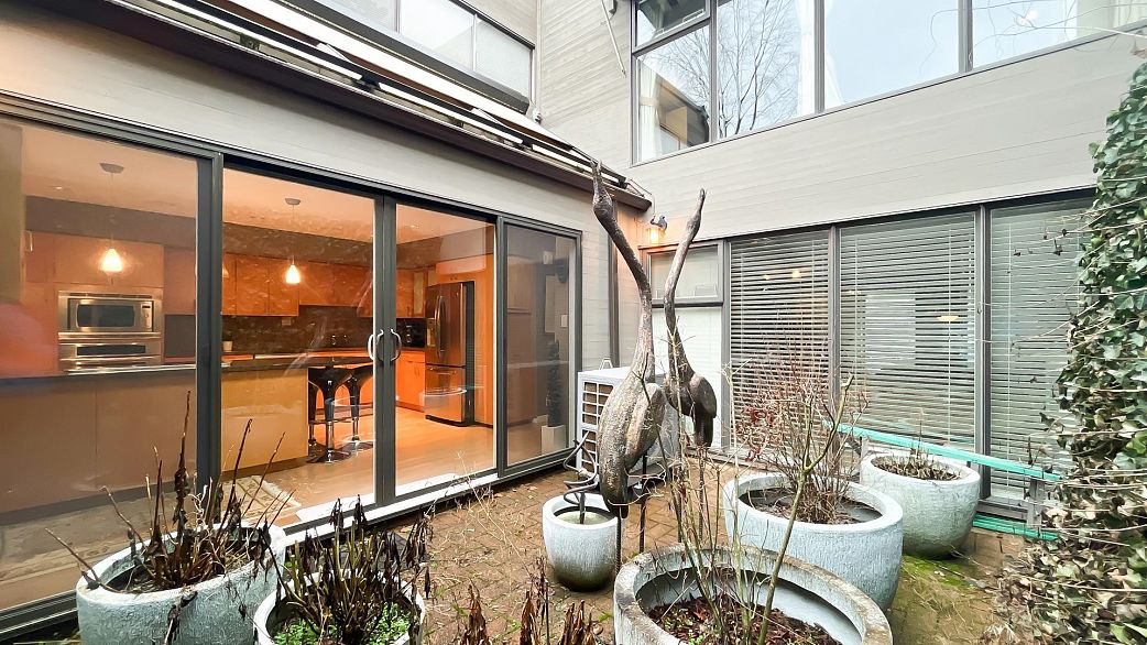 326 Greensboro Place