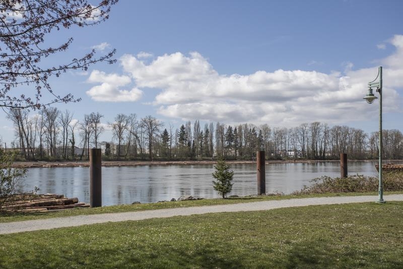 22 2656 Morningstar Crescent