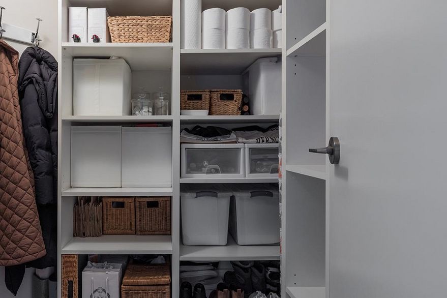 1903 1323 Homer Street