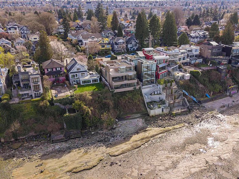 3513 Point Grey Road