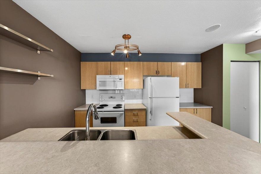 909 2733 Chandlery Place