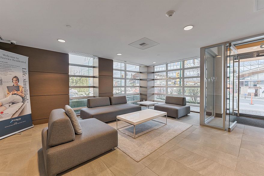 202 655 W 41st Avenue