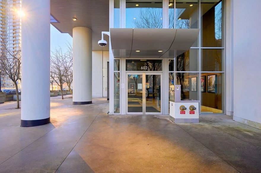 3506 602 Citadel Parade