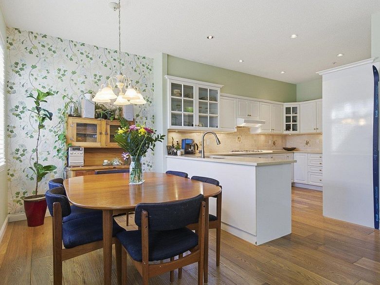 31 5650 Hampton Place