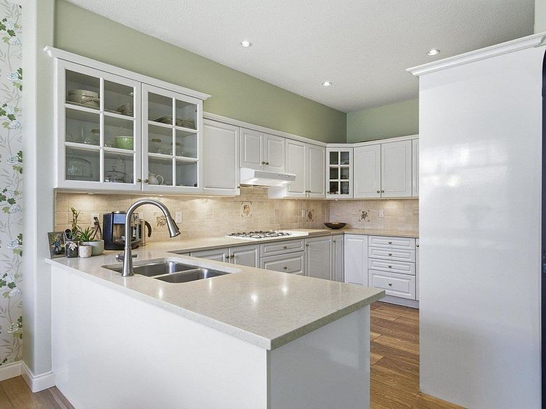 31 5650 Hampton Place