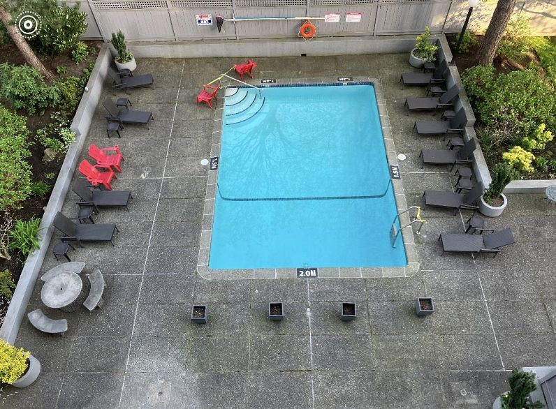 1806 1725 Pendrell Street