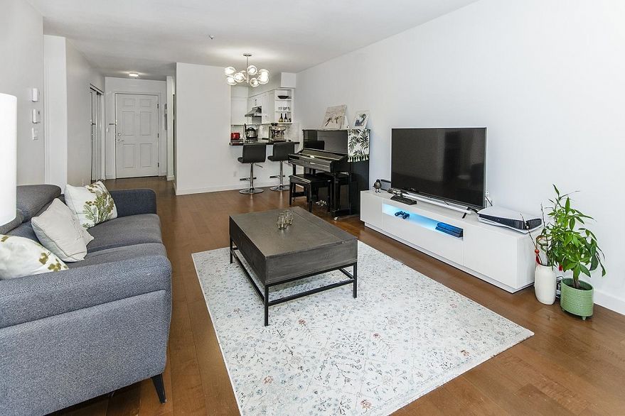 210 5788 Vine Street