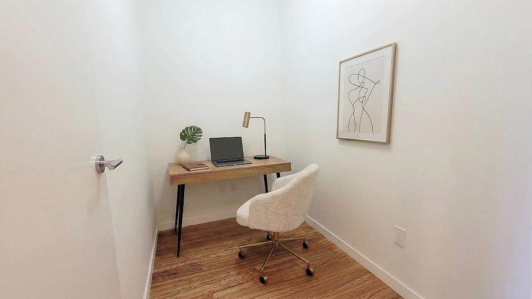 1202 1205 Howe Street