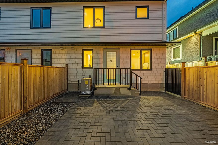 3 6730 Heather Street