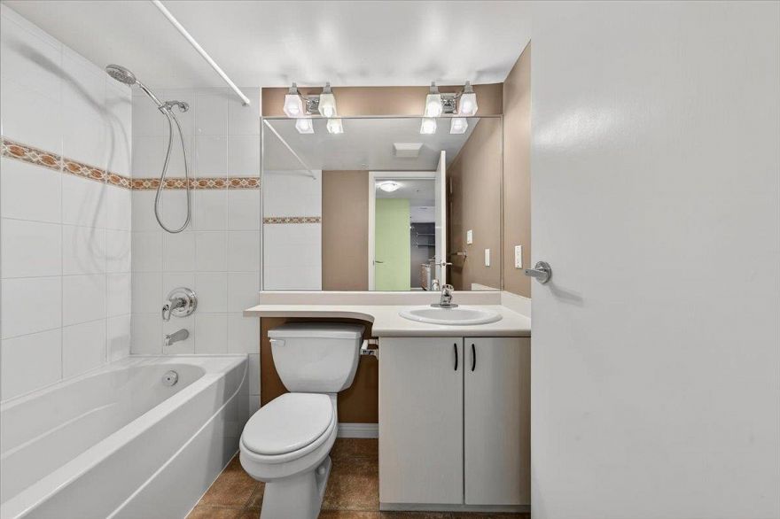 909 2733 Chandlery Place