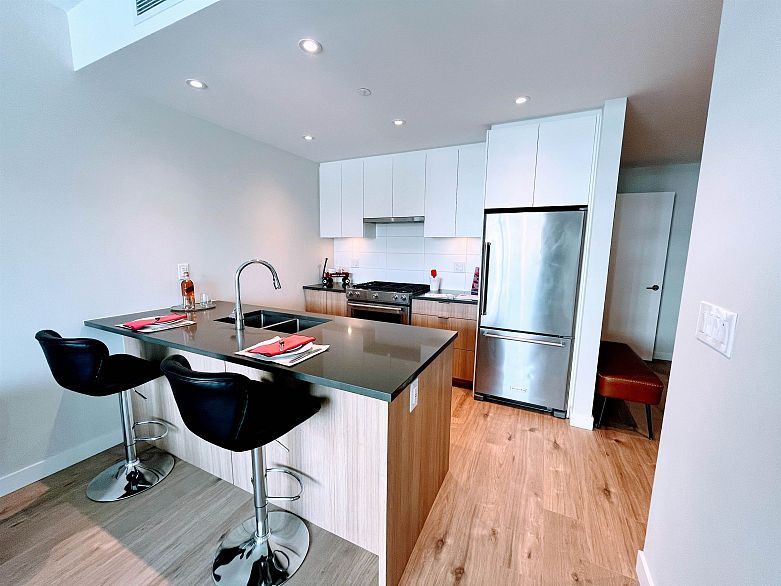 1205 3430 E Kent Avenue South