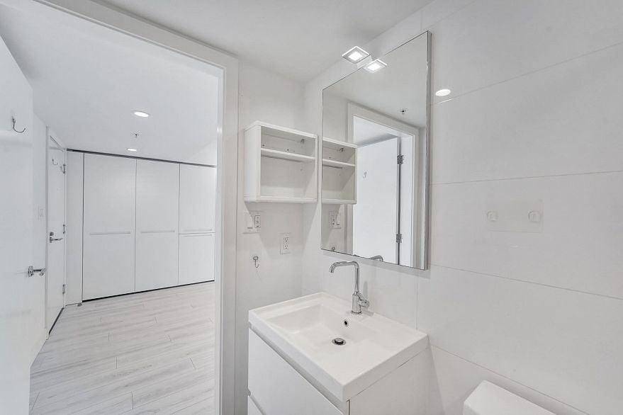 1209 1133 Hornby Street