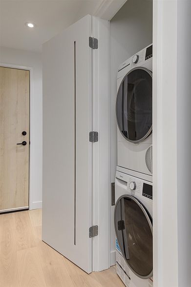 406 2471 Saint George Street