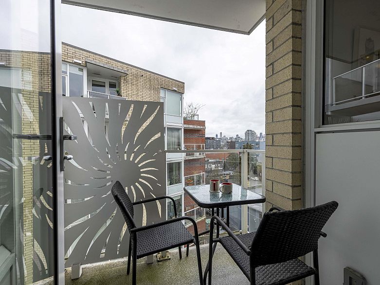 502 311 E 6th Avenue