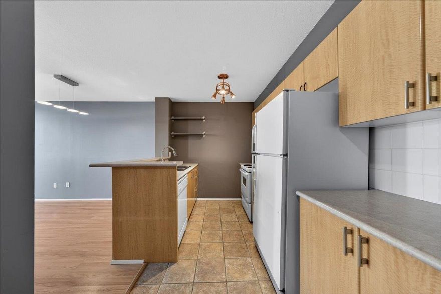 909 2733 Chandlery Place