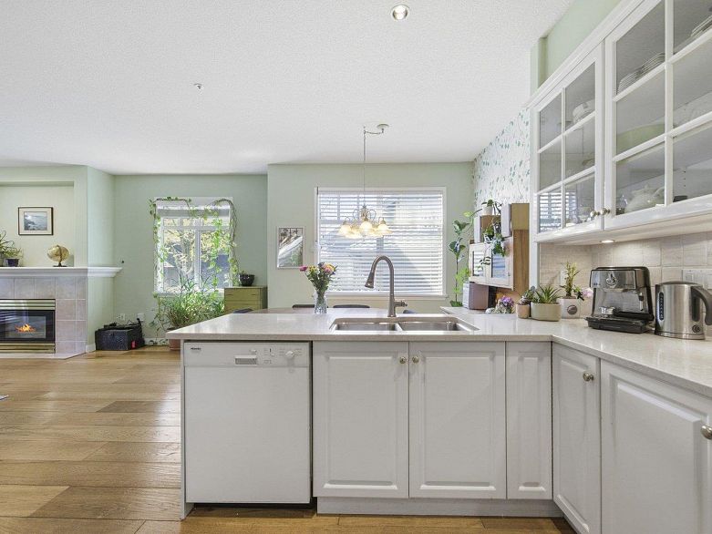 31 5650 Hampton Place