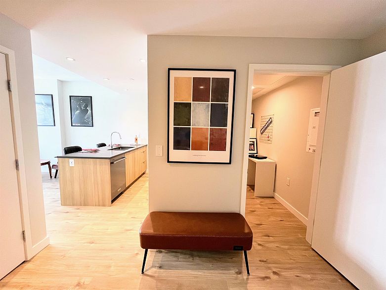 1205 3430 E Kent Avenue South