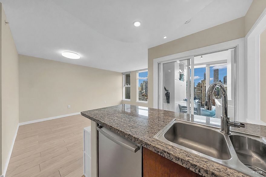 2901 1008 Cambie Street