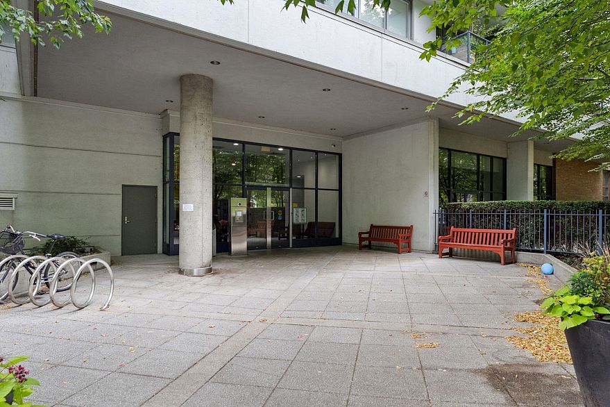 310 939 Expo Boulevard