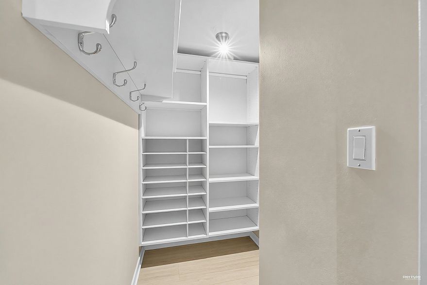 2901 1008 Cambie Street