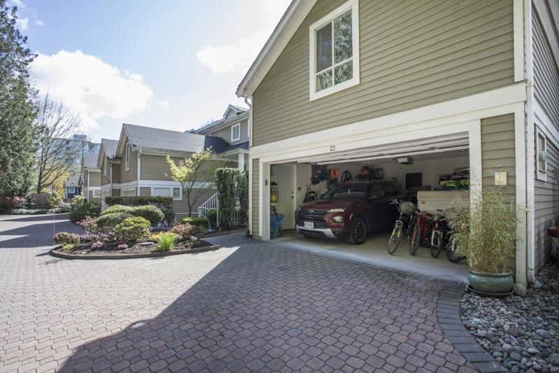 22 2656 Morningstar Crescent