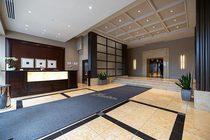 718 610 Granville Street