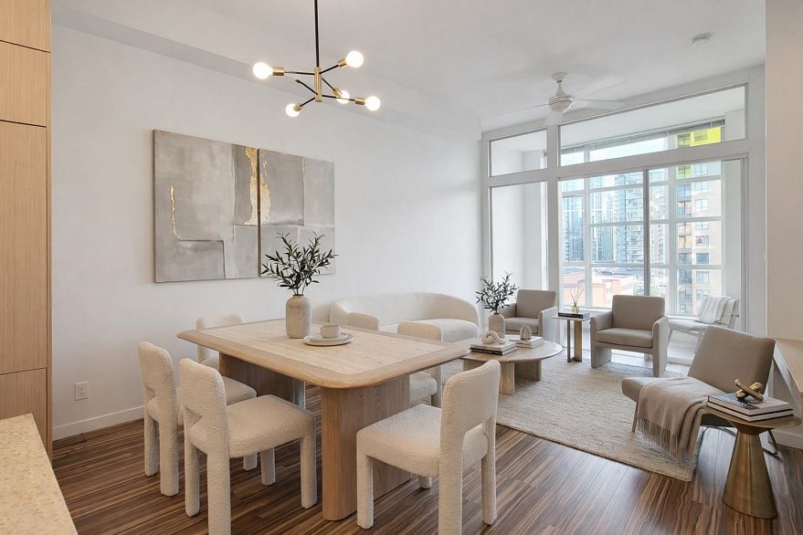 1202 1205 Howe Street