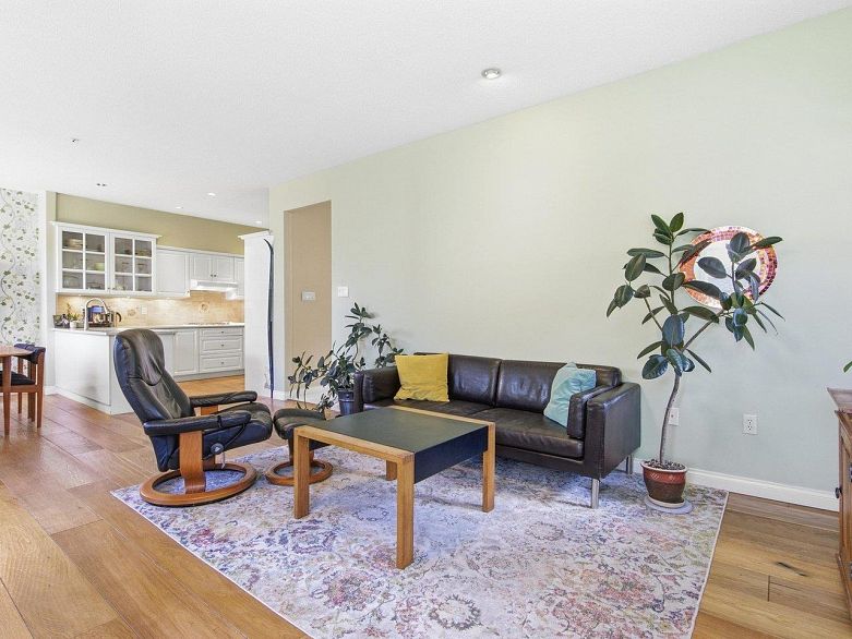 31 5650 Hampton Place