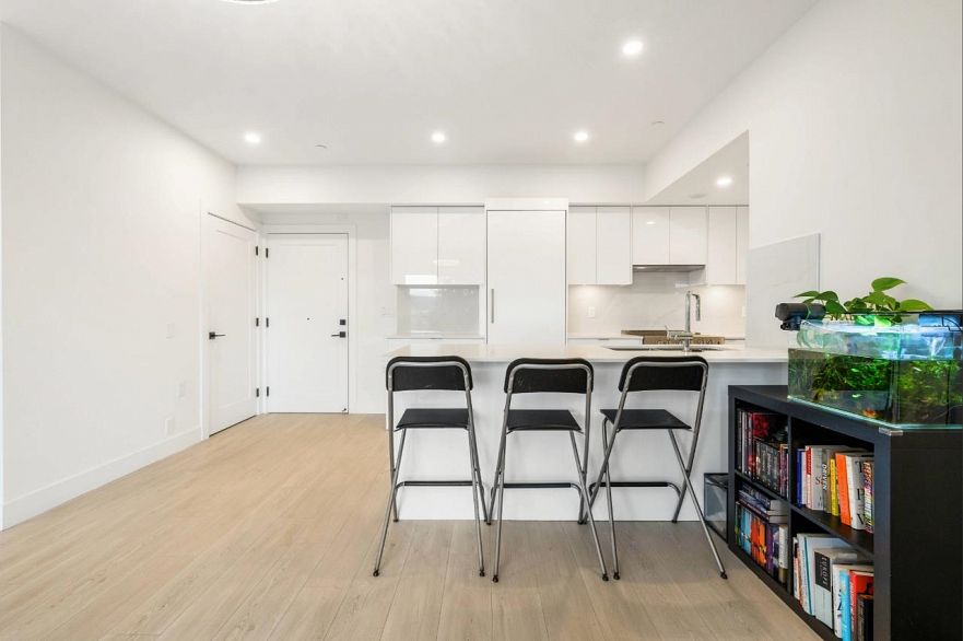 601 5399 Joyce Street