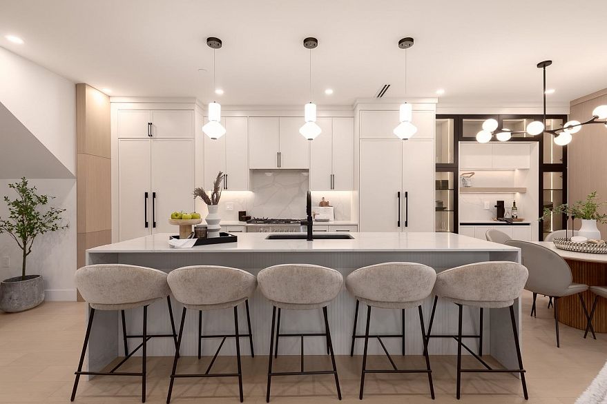 1 2976 W 13th Avenue