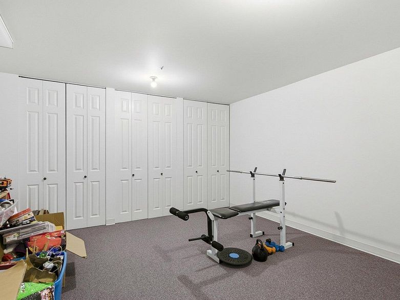 31 5650 Hampton Place