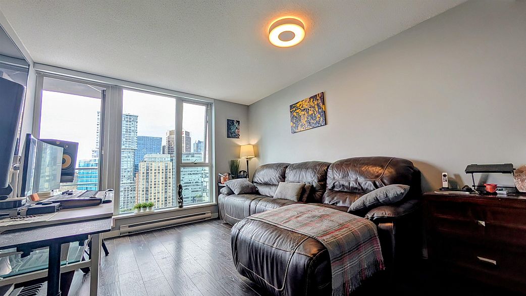 3301 233 Robson Street