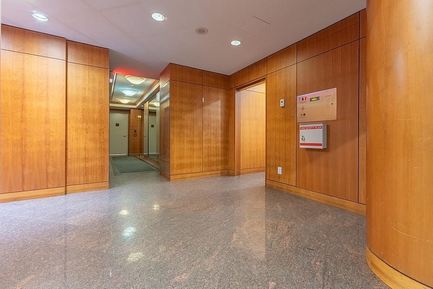 505 388 Drake Street