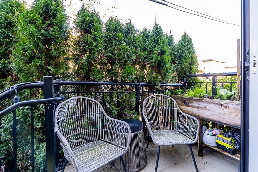 3174 Prince Edward Street