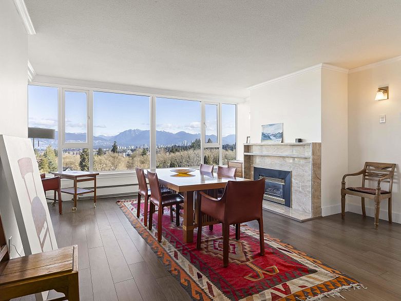 1102 5425 Yew Street