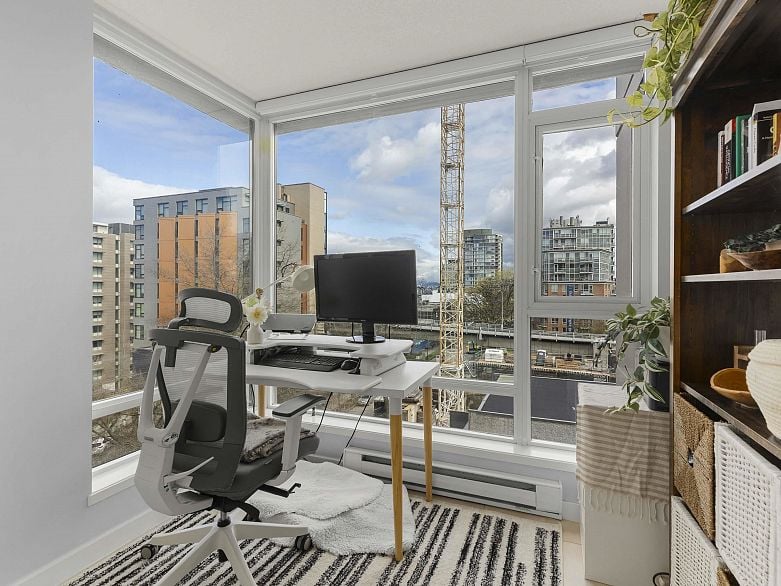 706 1650 W 7th Avenue