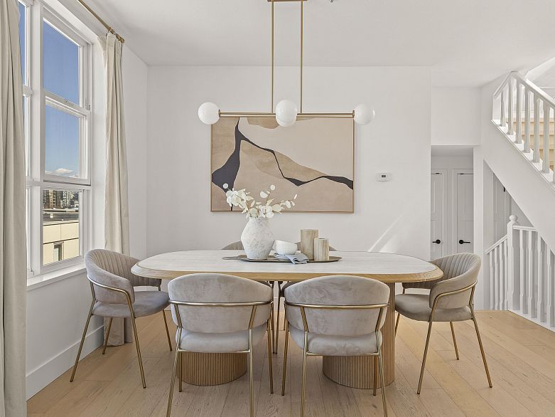 210 655 W 7th Avenue