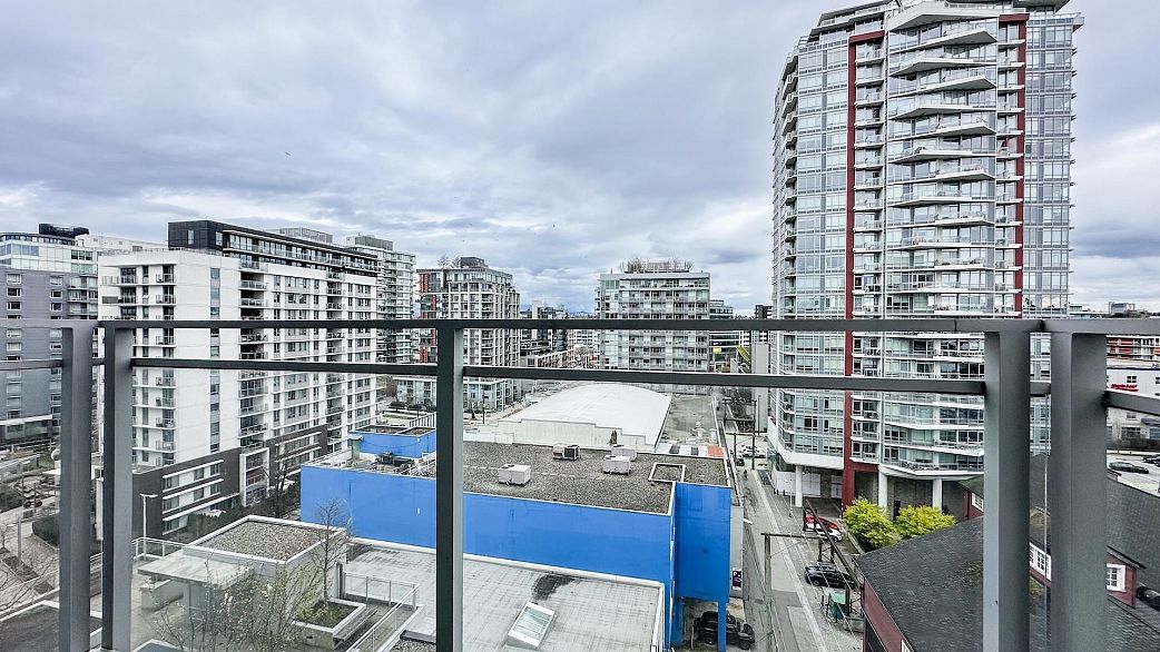 1002 1708 Ontario Street