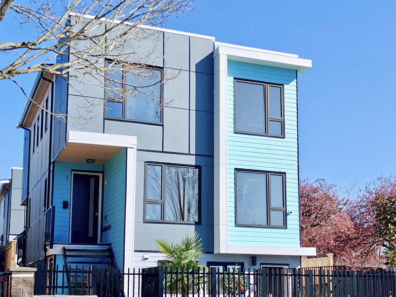 3 1495 E 58th Avenue